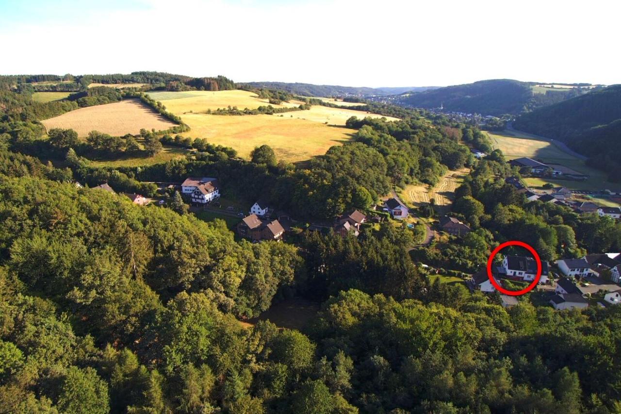 Toms Gaestehaus Schleiden Eksteriør billede